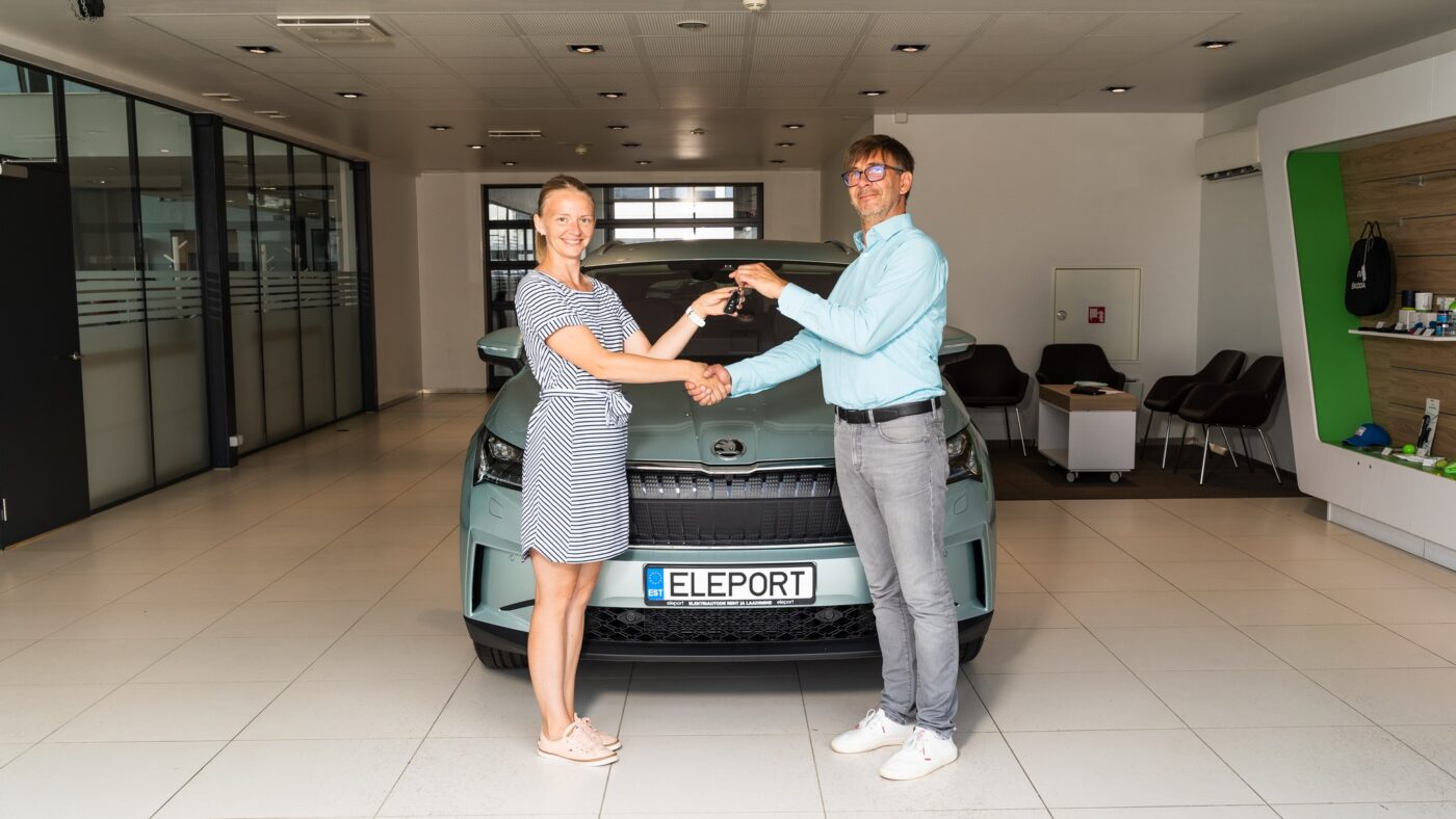 Elektriauto üleandmine ja kuldne tund: Škoda Enyaq